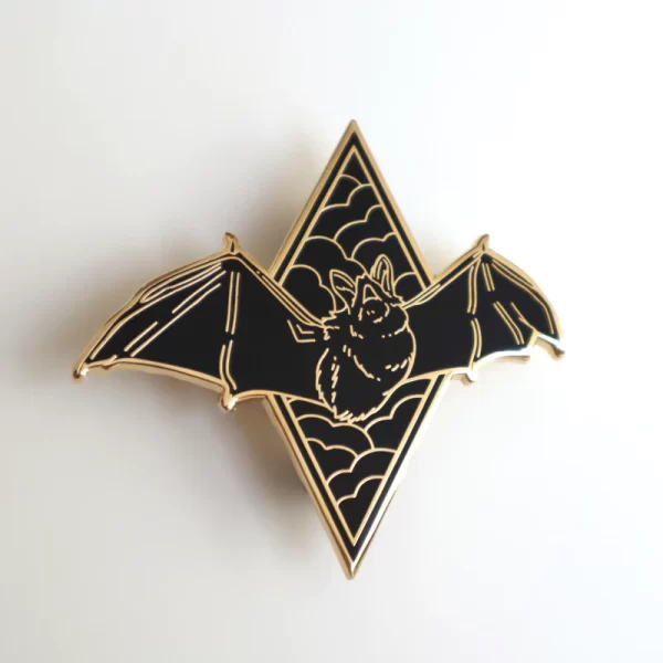 Pepper Raccoon Pekapeka Pin